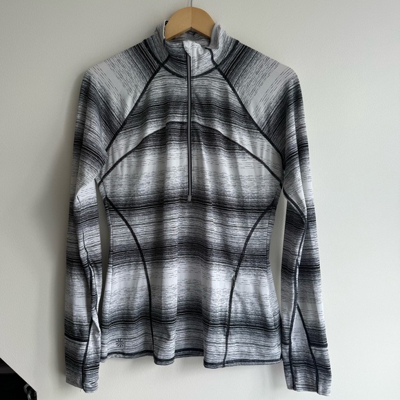 Athleta Running Wild Half Zip 2.0 Stride Size Medium - Picture 2 of 9